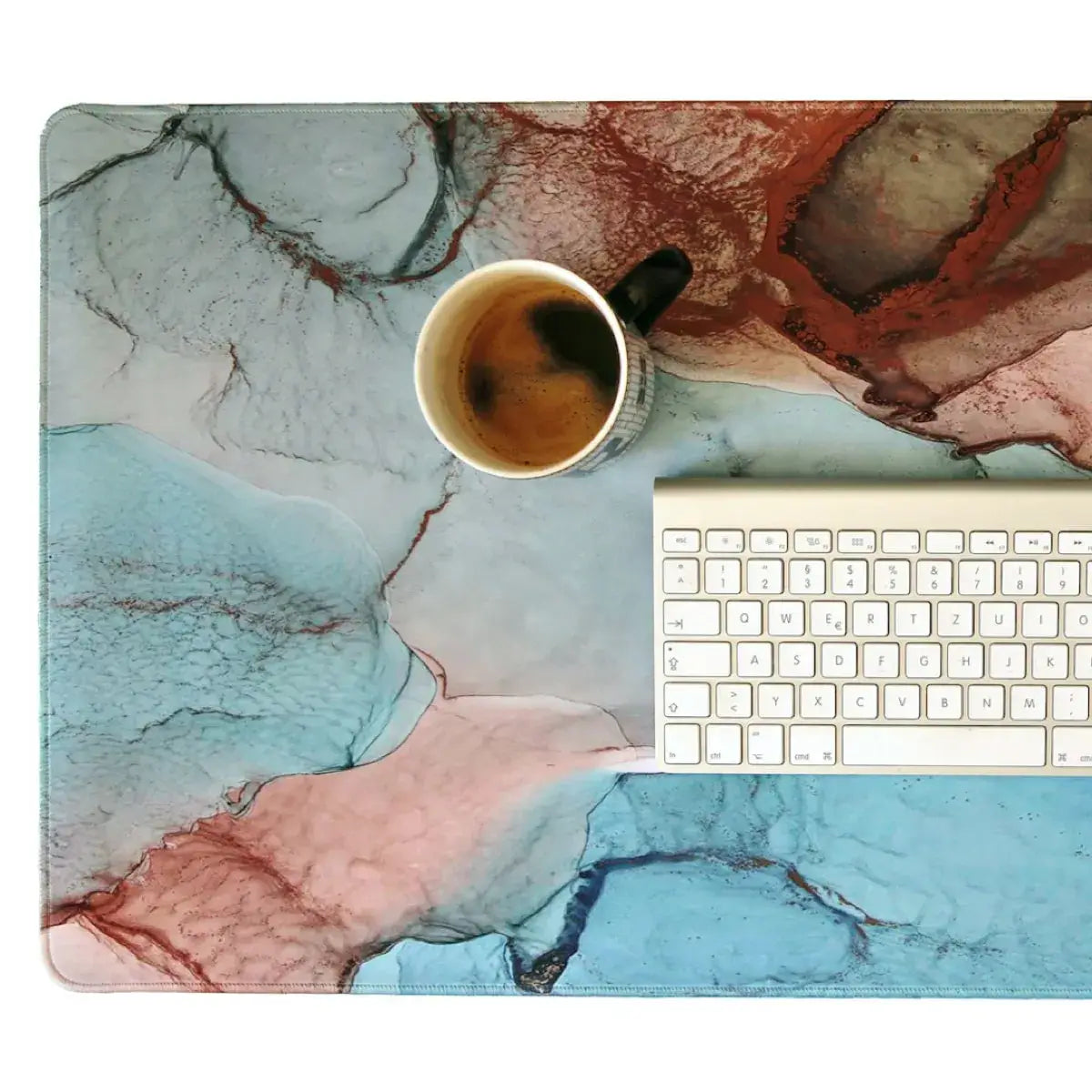 Schreibtischunterlage marmor design draufsicht kaffee und tastatur ergonomische unterlage